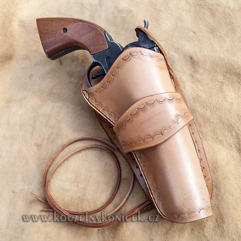 Holster Peacemaker zdobený po obvodu