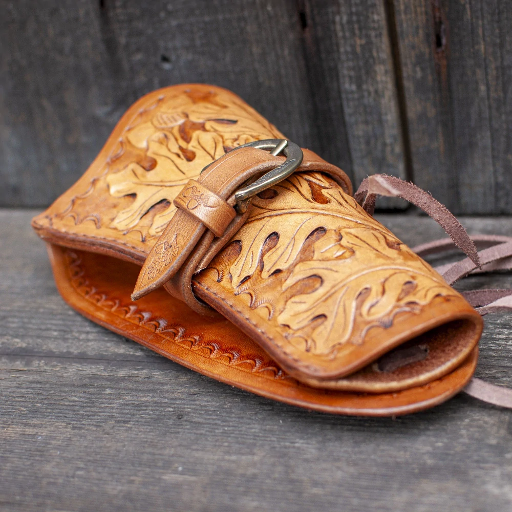 Holster Peacemaker Dubové listí Skladem