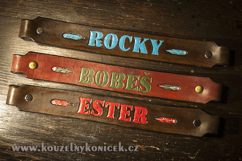 Nánosník "Rocky" Jméno
