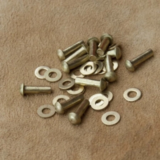 Rozklepávací nýt mosazný 10 mm